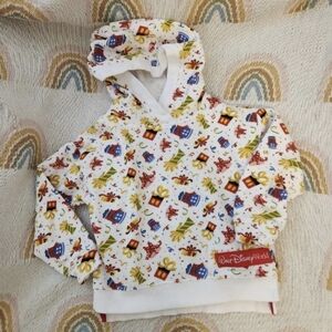 Disney US XXS 3/4 White Kids Hoodie with Gift Print Gender Neutral
